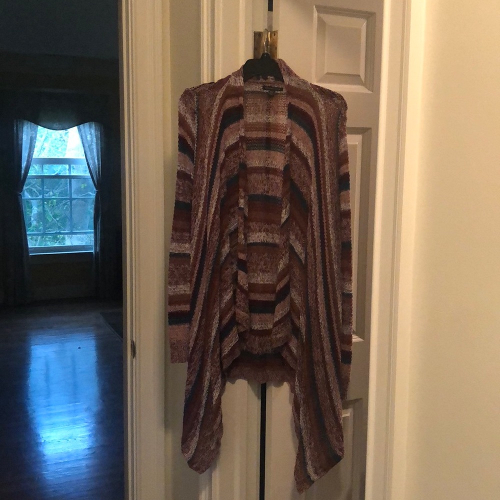 Pretty wrap/cardigan, great for spring and summer evenings